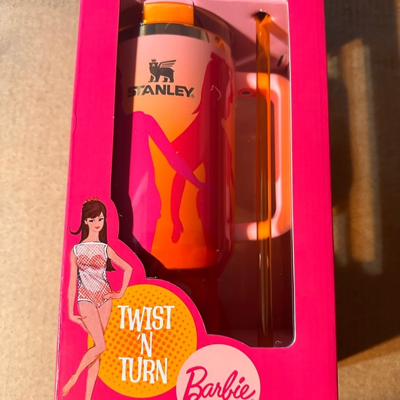 BARBIE STANLEY - Picture 4 of 4